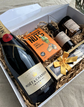 Load image into Gallery viewer, The Moet Chandon