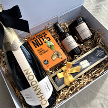 Load image into Gallery viewer, New Beginnings Housewarming Hamper