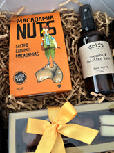 Load image into Gallery viewer, New Beginnings Housewarming Hamper
