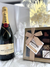 Load image into Gallery viewer, Celebrate with Moet &amp; Chandon
